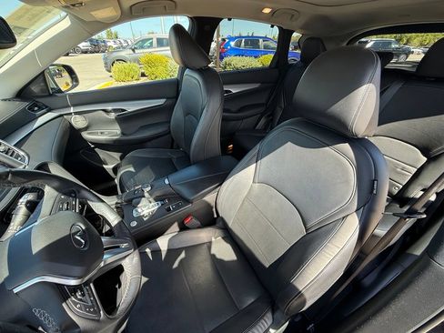 Used 2020 INFINITI QX50 Sensory w/ Proactive Package FWD image 12