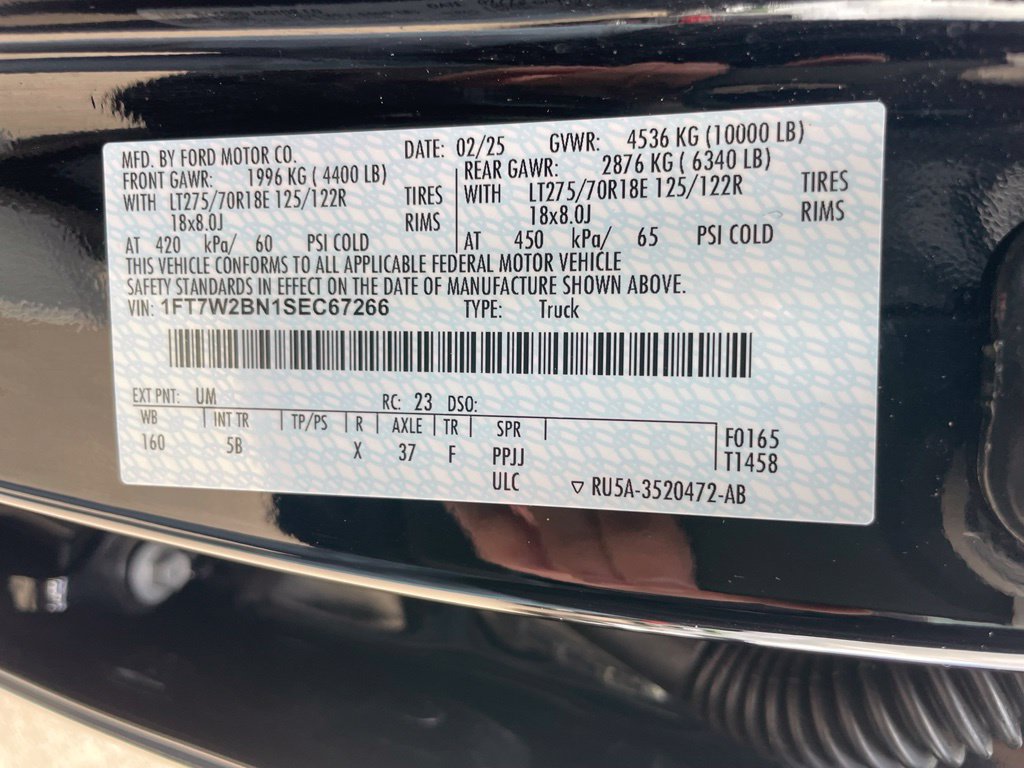 Used 2025 Ford F250 Lariat w/ Lariat Ultimate Package AWD/4WD image 38