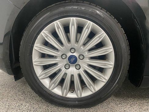 Used 2016 Ford Fusion Energi SE image 25