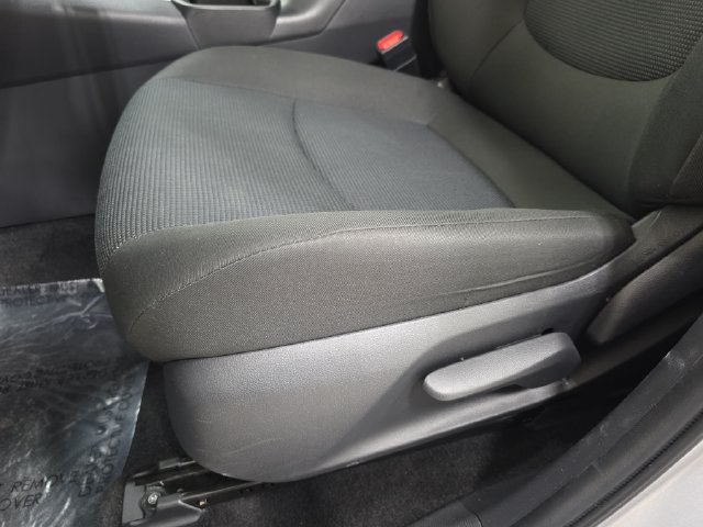 Certified 2025 Toyota RAV4 LE FWD image 26