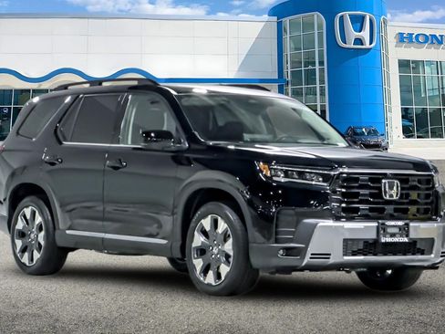 New 2026 Honda Pilot Touring image 6
