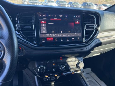 Used 2023 Dodge Durango GT image 8