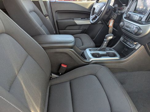 Used 2022 Chevrolet Colorado LT w/ Safety Package image 12