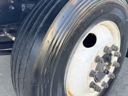 Used 2023 Ford F650 2WD Regular Cab Super Duty image 22