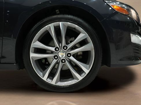 Used 2023 Chevrolet Malibu LT image 14