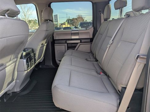 Used 2016 Ford F150 XLT w/ Equipment Group 302A Luxury image 18