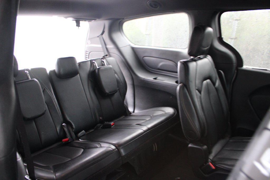 Used 2025 Chrysler Pacifica Select FWD image 29
