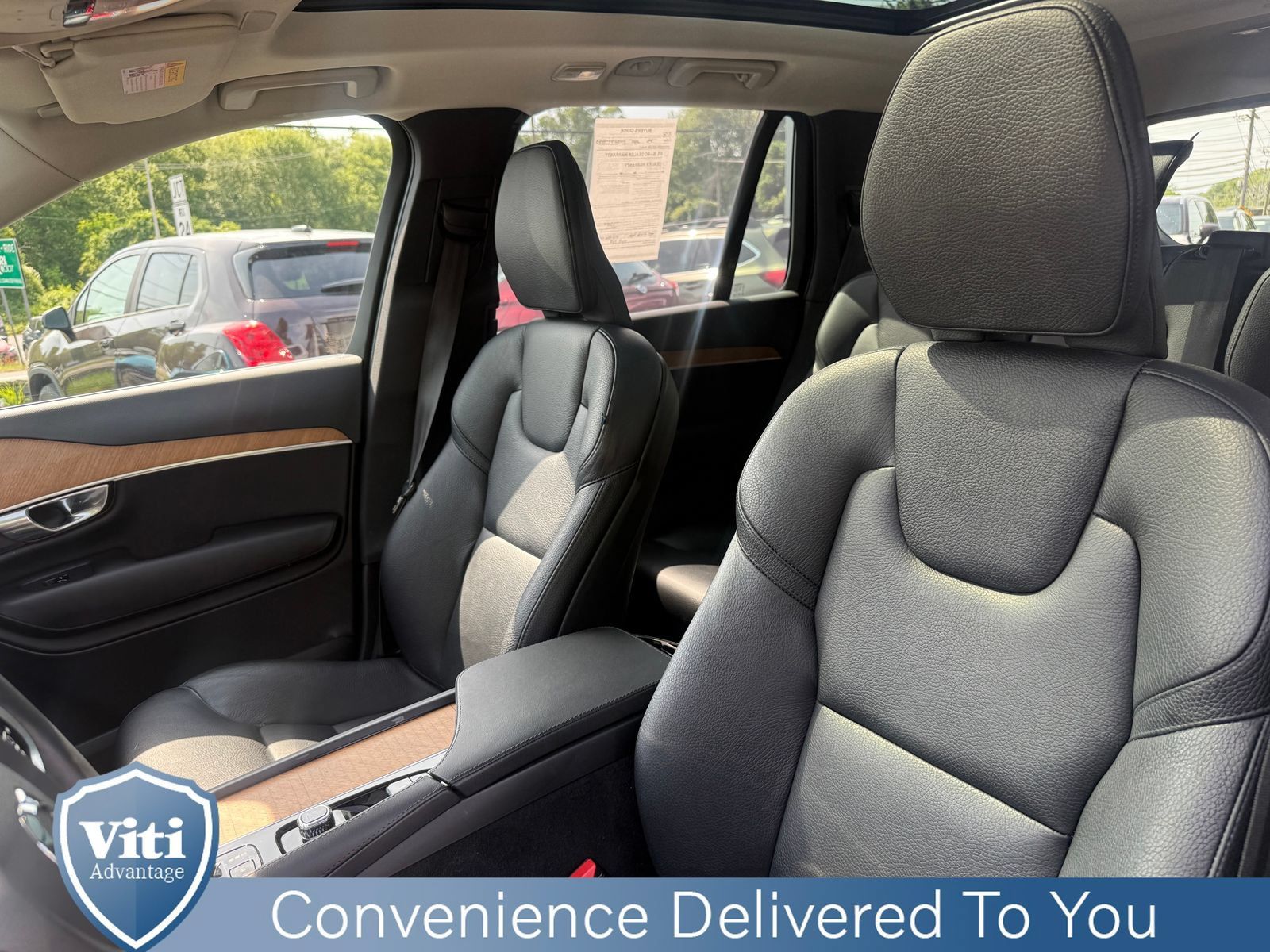 Certified 2023 Volvo XC90 B6 Plus w/ Protection Package Premier AWD/4WD image 17