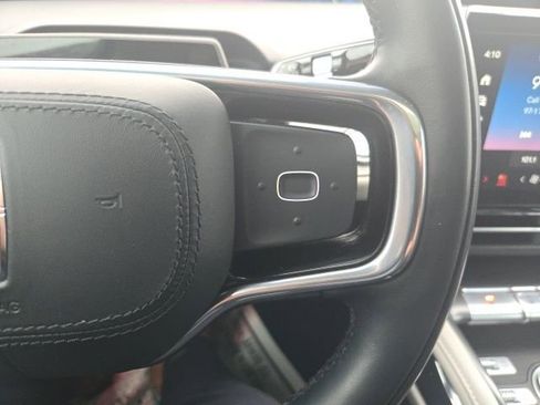 Certified 2024 Lincoln Nautilus Reserve w/ Equipment Group 202A image 36