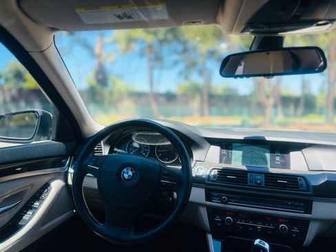Used 2012 BMW 528i Sedan RWD image 19