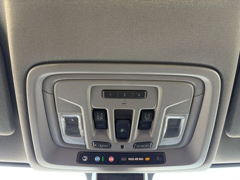 Used 2023 GMC Sierra 2500 Denali image 18