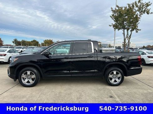 Certified 2025 Honda Ridgeline RTL image 3