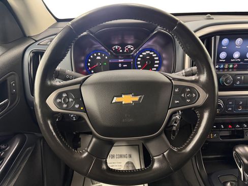 Used 2022 Chevrolet Colorado Z71 image 16