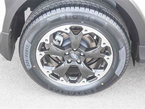 Used 2022 Subaru Crosstrek 2.0i Premium w/ Moonroof Package image 13