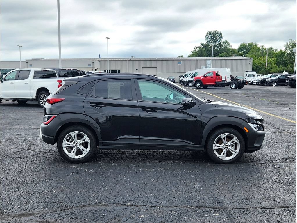 Used 2023 Hyundai Kona SEL w/ Cargo Package FWD image 11