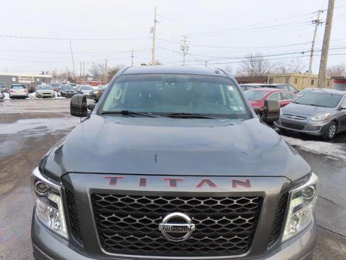 Used 2017 Nissan Titan PRO-4X image 52