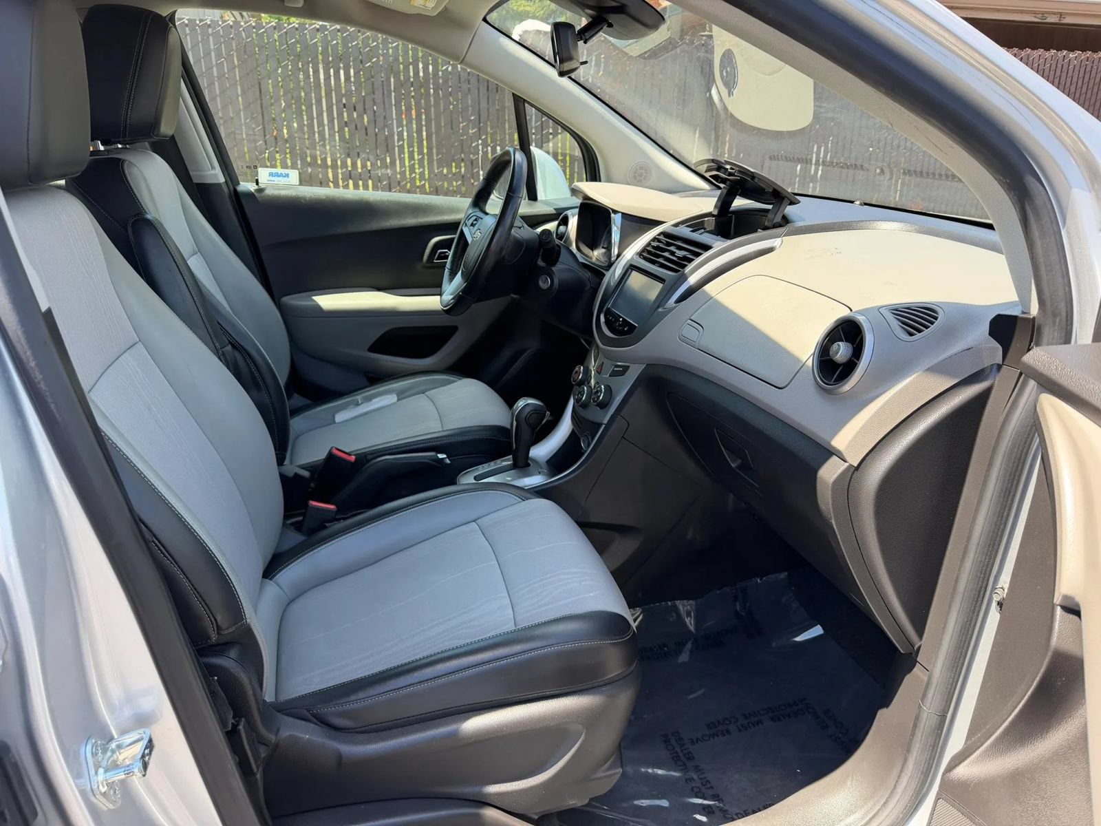 Used 2015 Chevrolet Trax LT w/ LT Plus Package AWD/4WD image 15