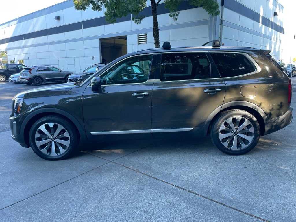 Used 2020 Kia Telluride S w/ S 8 Passenger Seating Package AWD/4WD image 7