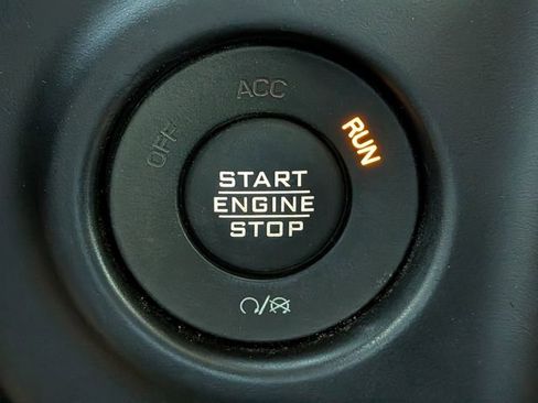 Used 2020 Jeep Gladiator Rubicon AWD/4WD image 27