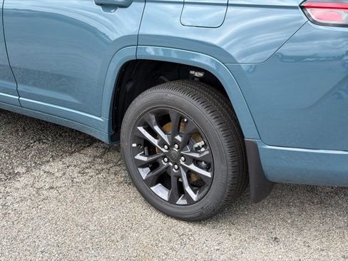 New 2026 Jeep Grand Cherokee L Limited AWD/4WD image 6