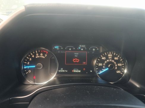 Used 2018 Ford F150 Platinum w/ Equipment Group 701A Luxury image 7