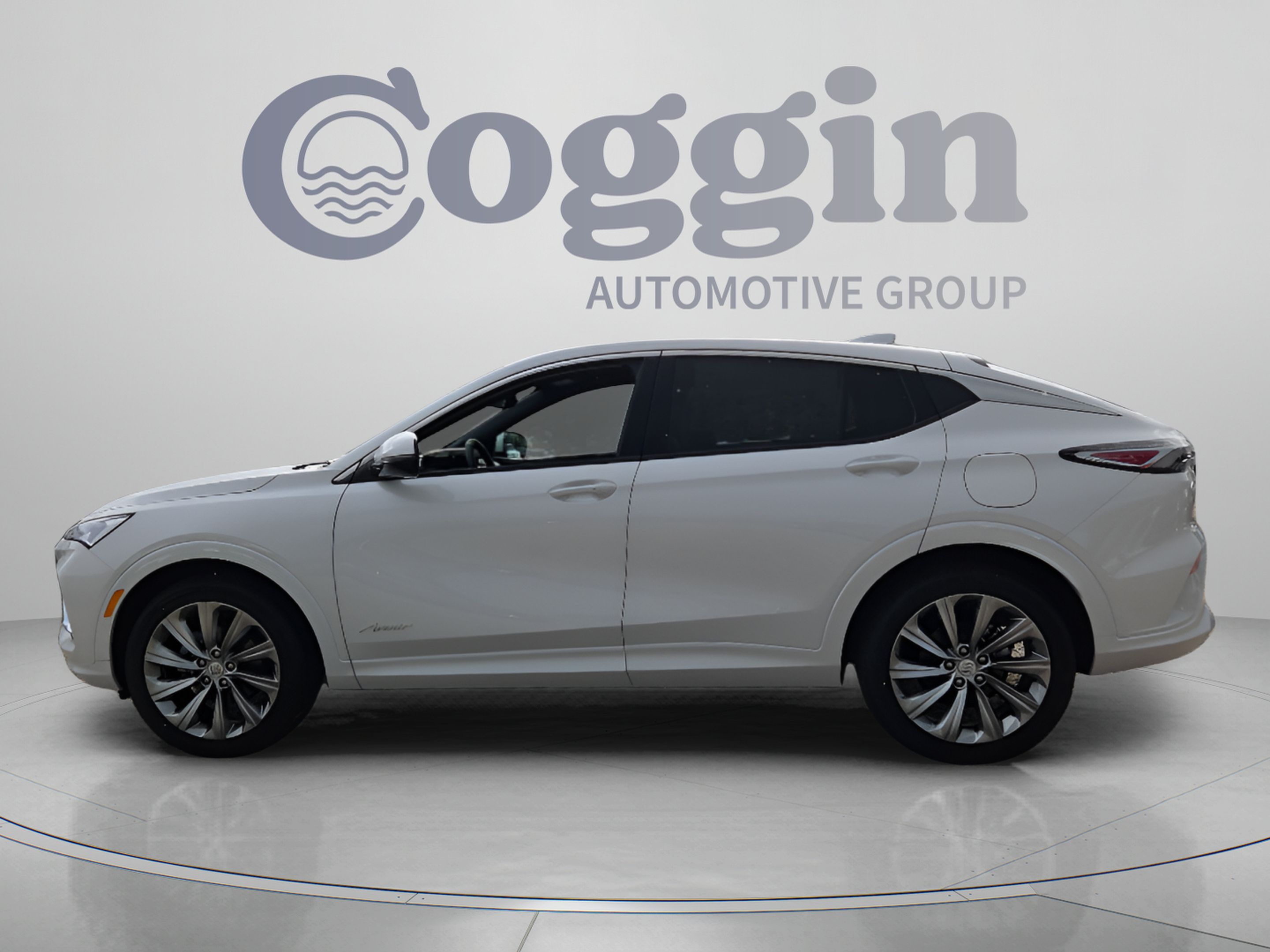 New 2026 Buick Envista Avenir FWD image 2