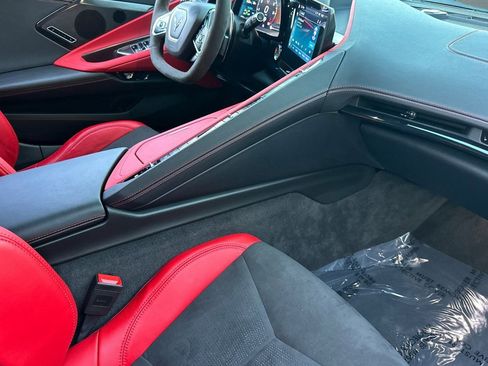 Used 2024 Chevrolet Corvette Stingray Preferred Conv w/ Z51 Performance Package image 28