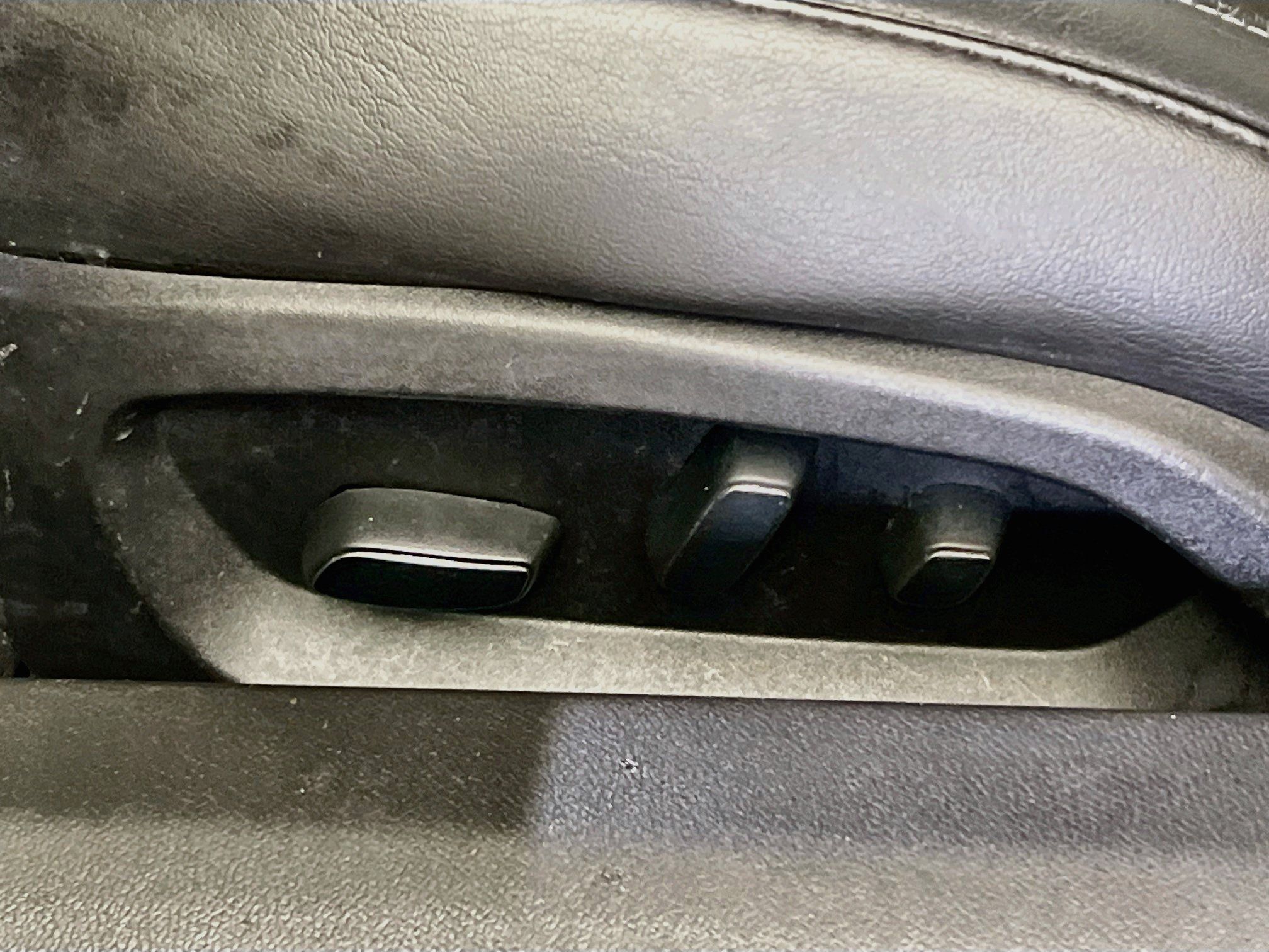 Used 2018 Chevrolet Corvette Grand Sport RWD image 15