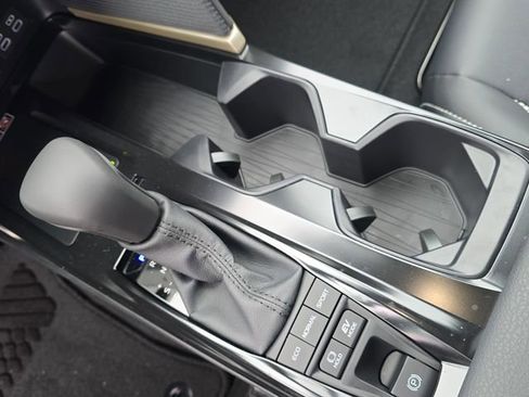 New 2026 Toyota Camry Hybrid image 24