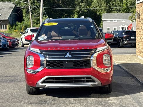 Used 2025 Mitsubishi Outlander SEL AWD/4WD image 8