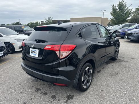 Used 2018 Honda HR-V EX image 4