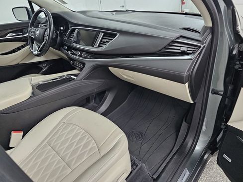 Used 2023 Buick Enclave Avenir w/ Avenir Technology Package AWD/4WD image 13