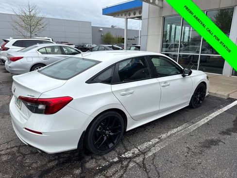 Used 2024 Honda Civic Sport image 8