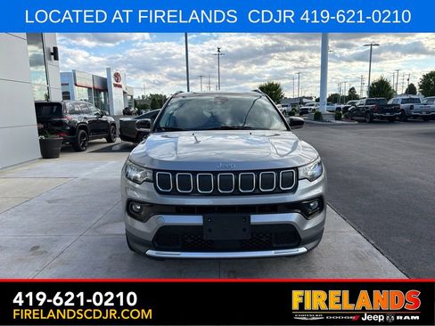 Used 2022 Jeep Compass Limited AWD/4WD image 12