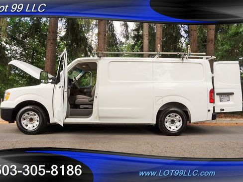 Used 2016 Nissan NV 2500 SV w/ Technology Package image 27