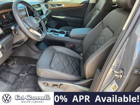 New 2026 Volkswagen Atlas SE image 11