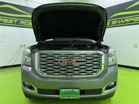 Used 2018 GMC Yukon Denali w/ Open Road Package AWD/4WD image 4
