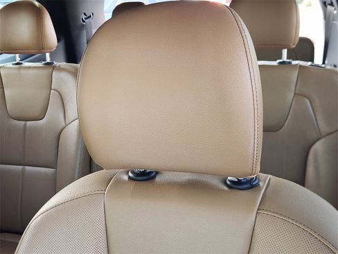 Used 2022 Kia Telluride SX w/ Towing Package image 21