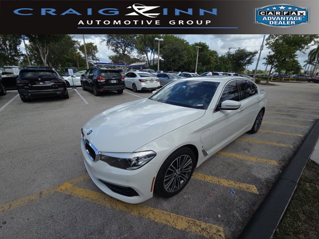 Used 2018 BMW 530e RWD image 1