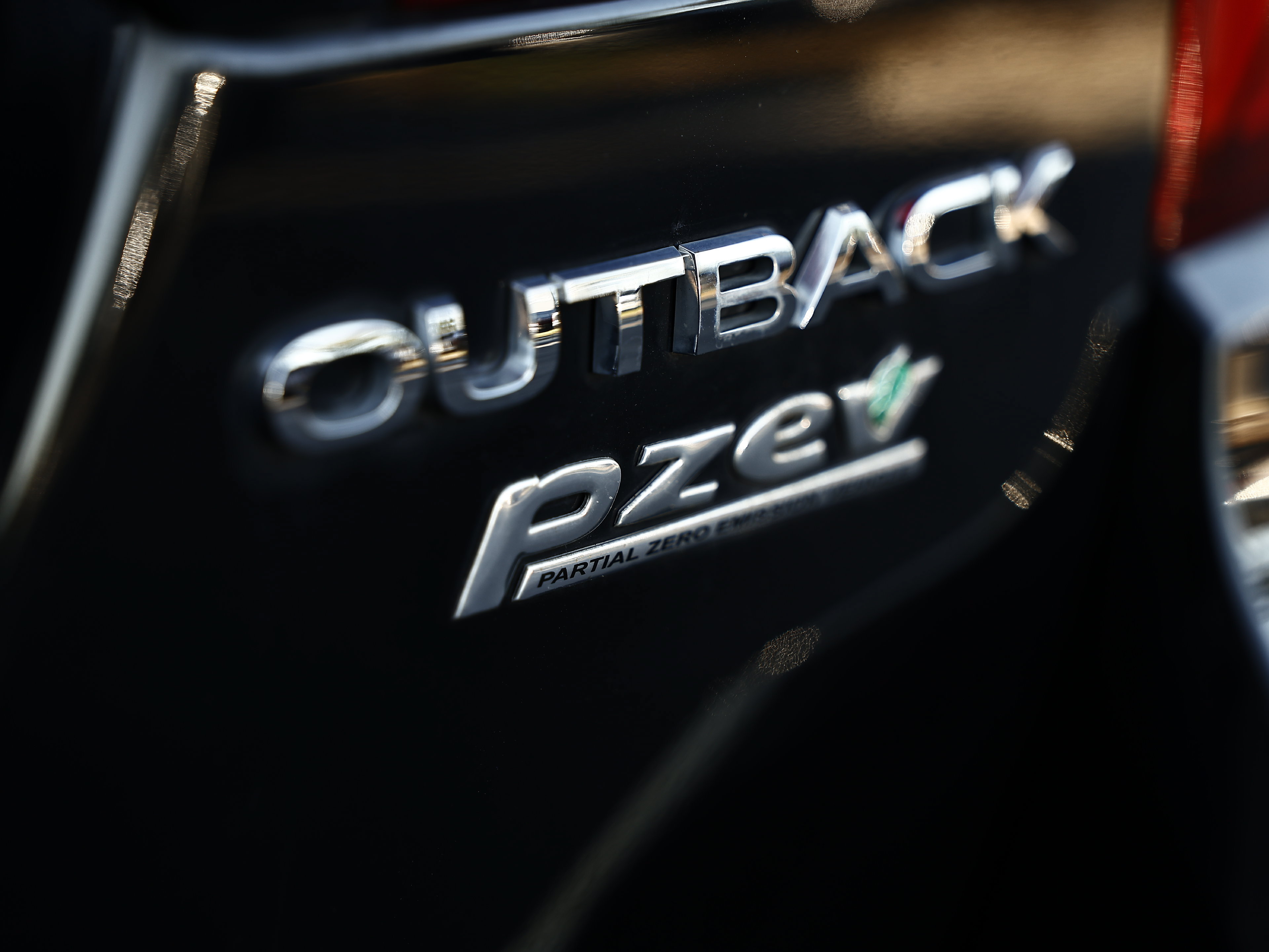 Used 2017 Subaru Outback 2.5i Limited AWD/4WD image 11
