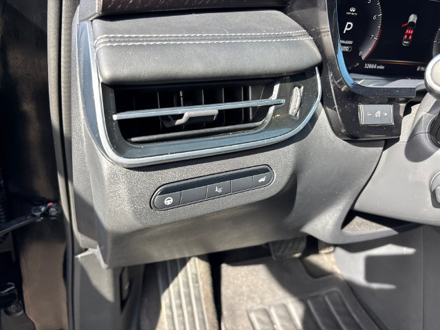 Used 2023 INFINITI QX60 Sensory w/ Vision Package AWD/4WD image 18