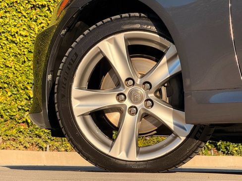 Used 2015 Lexus IS 250C image 9