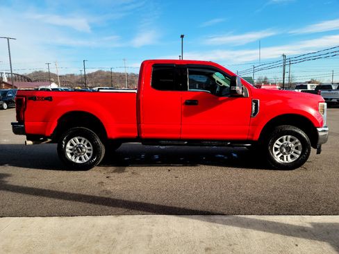 Used 2019 Ford F250 XLT w/ XLT Value Package image 23
