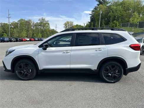 Used 2025 Subaru Ascent Bronze Edition image 2