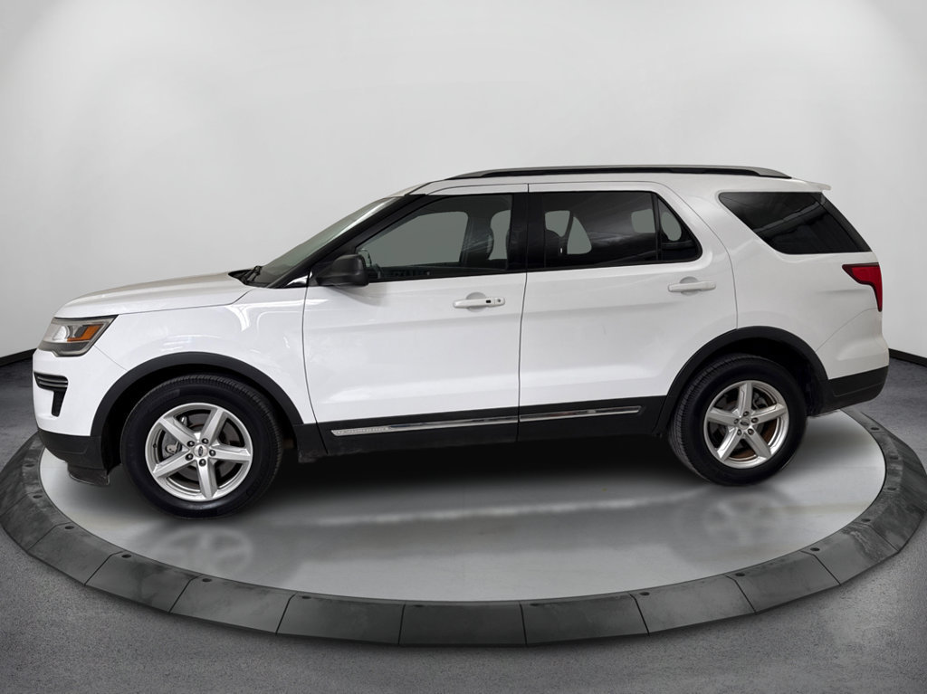 Used 2018 Ford Explorer XLT FWD image 9