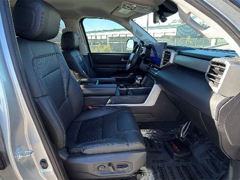 Used 2024 Toyota Tundra Limited image 39