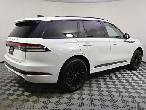 New 2026 Lincoln Aviator Reserve image 7