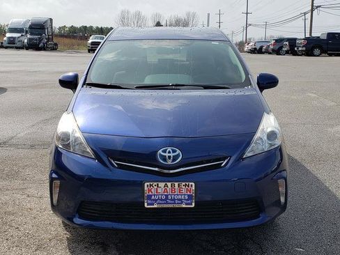 Used 2012 Toyota Prius V Three image 9