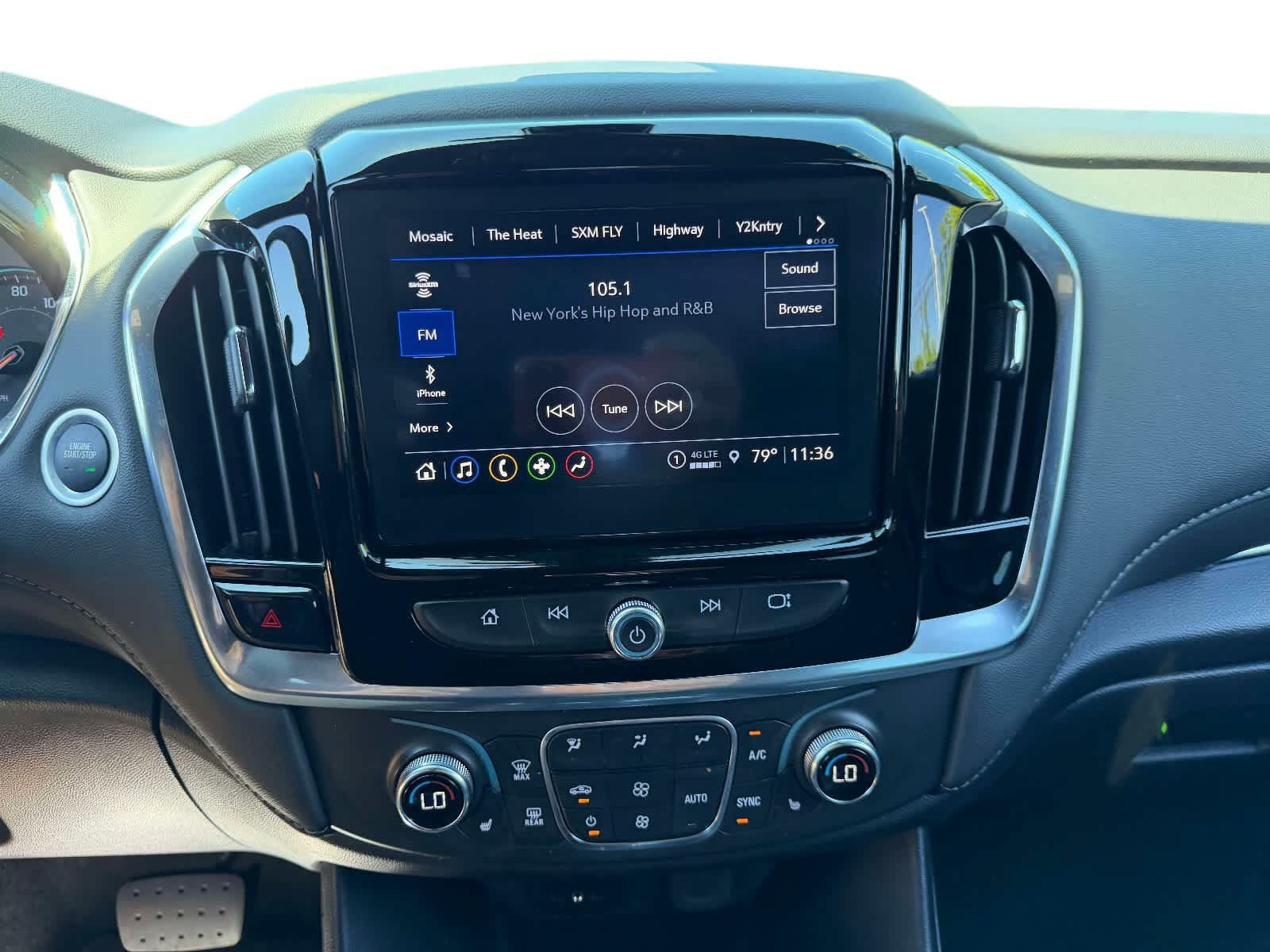 Used 2023 Chevrolet Traverse LT AWD/4WD image 27