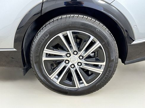 Used 2025 Cadillac Lyriq Luxury image 33